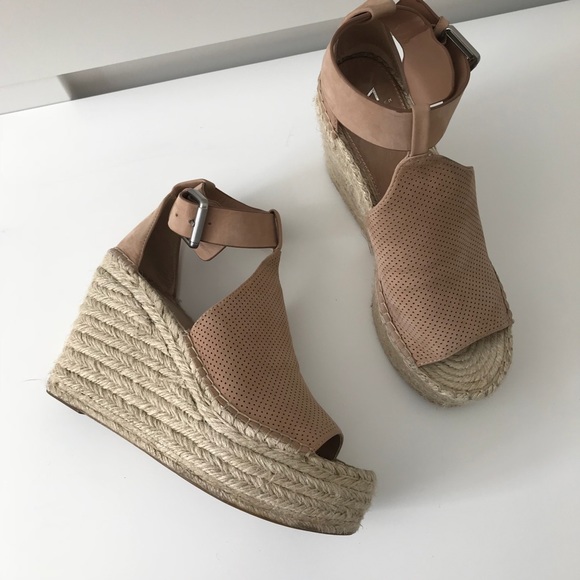 Marc Fisher Shoes - Marc Fisher perforated Annie wedge sandal Blush 8